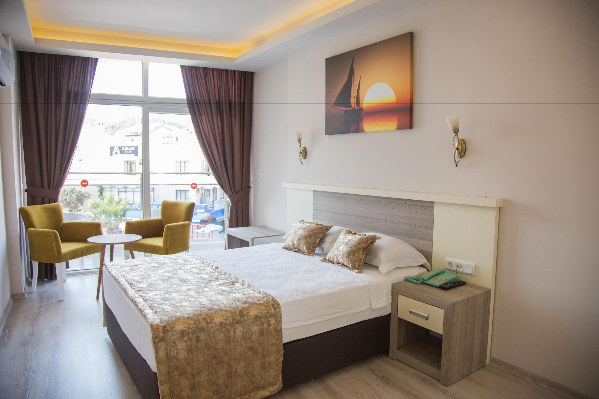 מרמריס Seren Sari Hotel מראה חיצוני תמונה