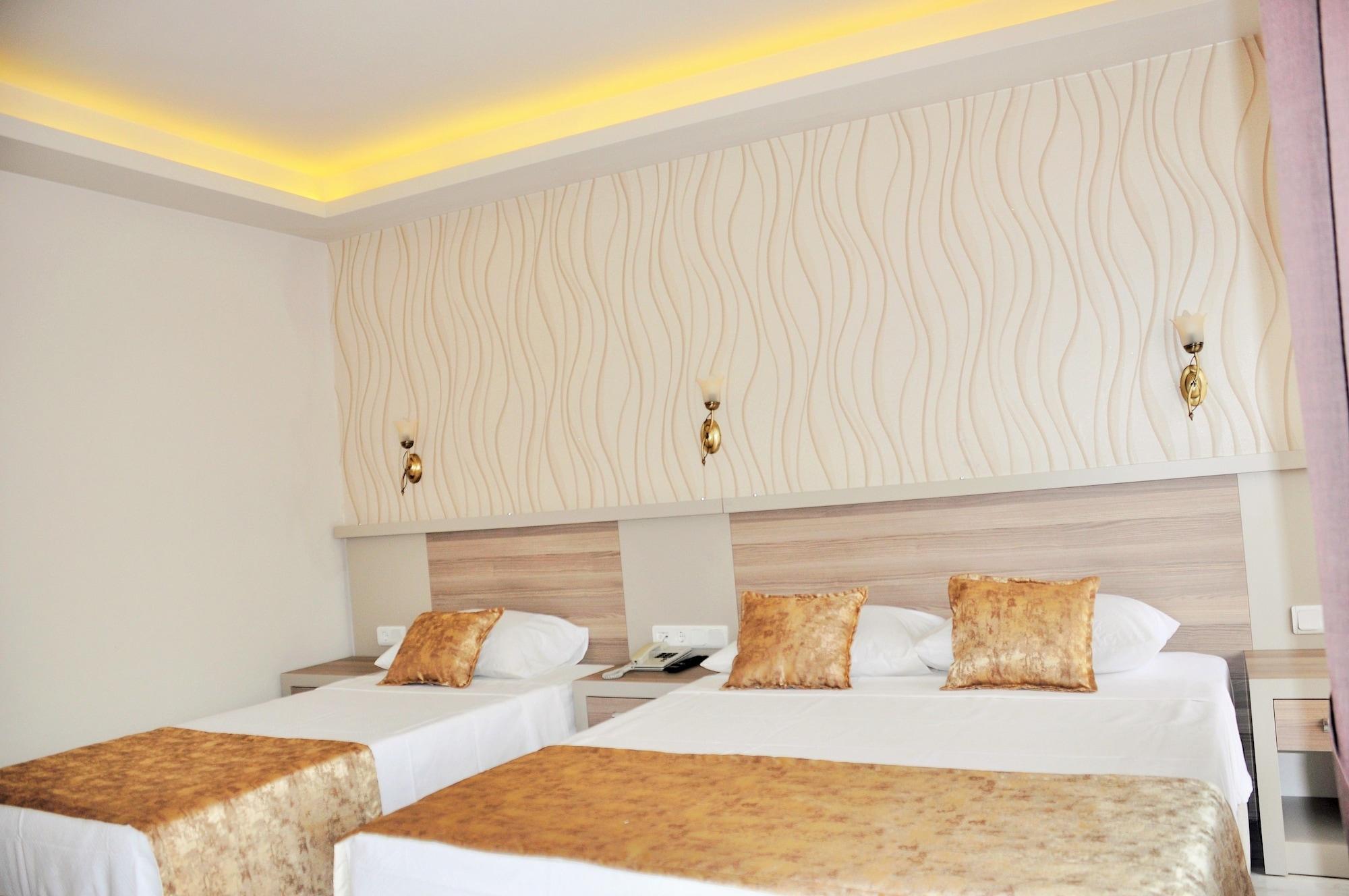 מרמריס Seren Sari Hotel מראה חיצוני תמונה