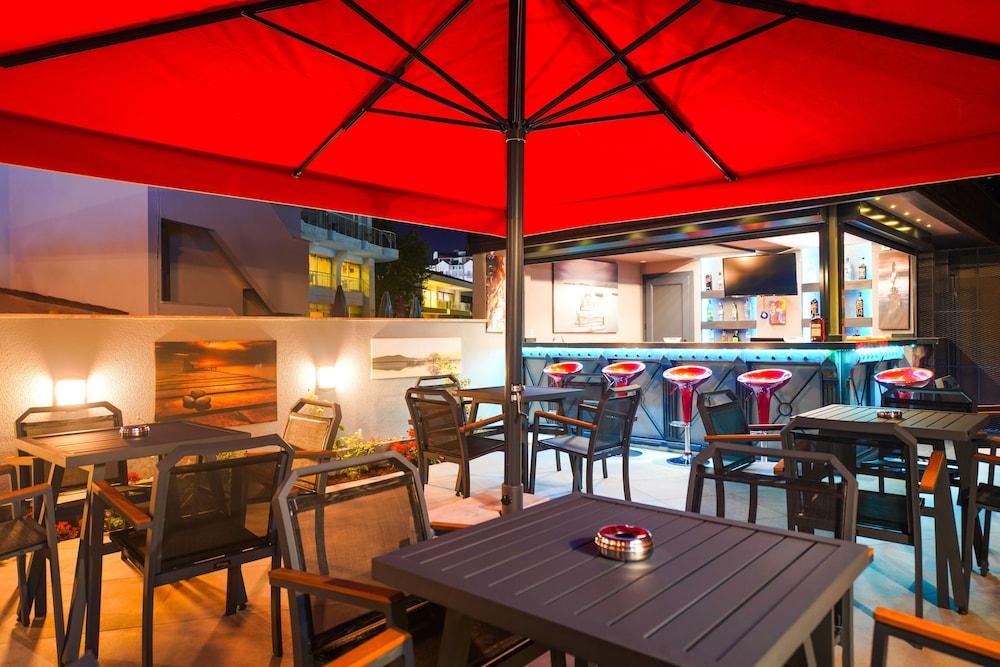 מרמריס Seren Sari Hotel מראה חיצוני תמונה
