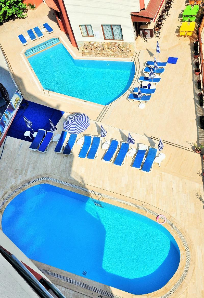 מרמריס Seren Sari Hotel מראה חיצוני תמונה