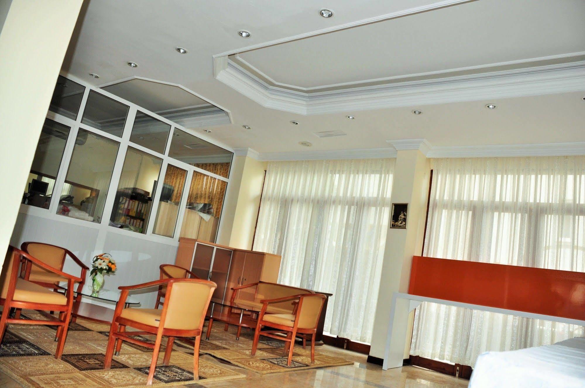 מרמריס Seren Sari Hotel מראה חיצוני תמונה