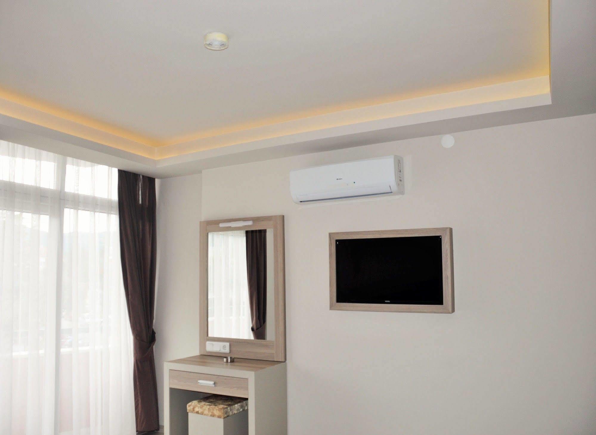 מרמריס Seren Sari Hotel מראה חיצוני תמונה
