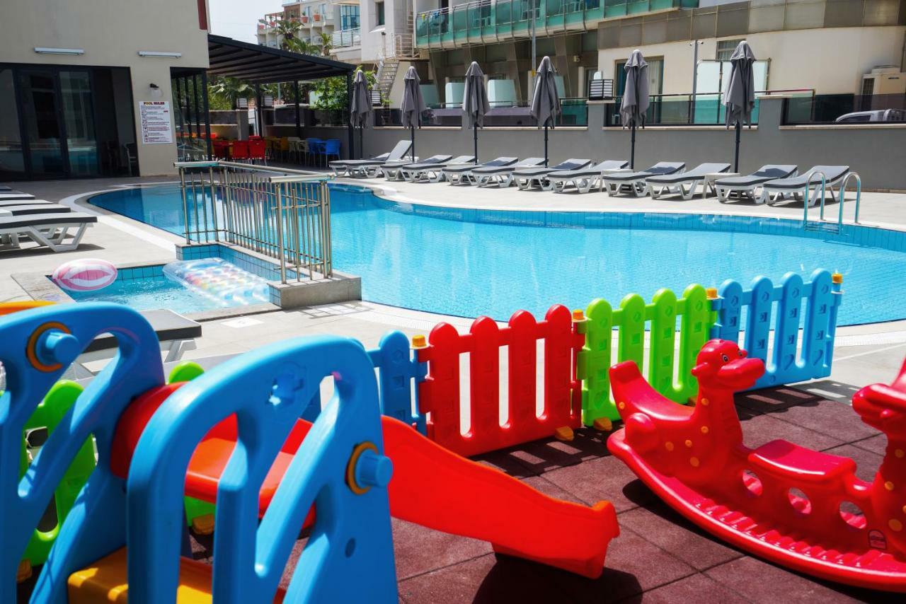 מרמריס Seren Sari Hotel מראה חיצוני תמונה